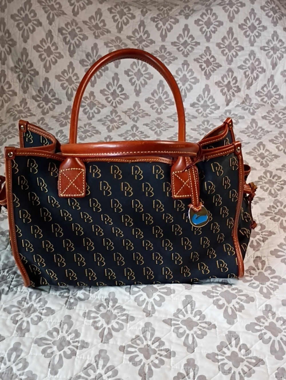 Dooney & Bourke Bag